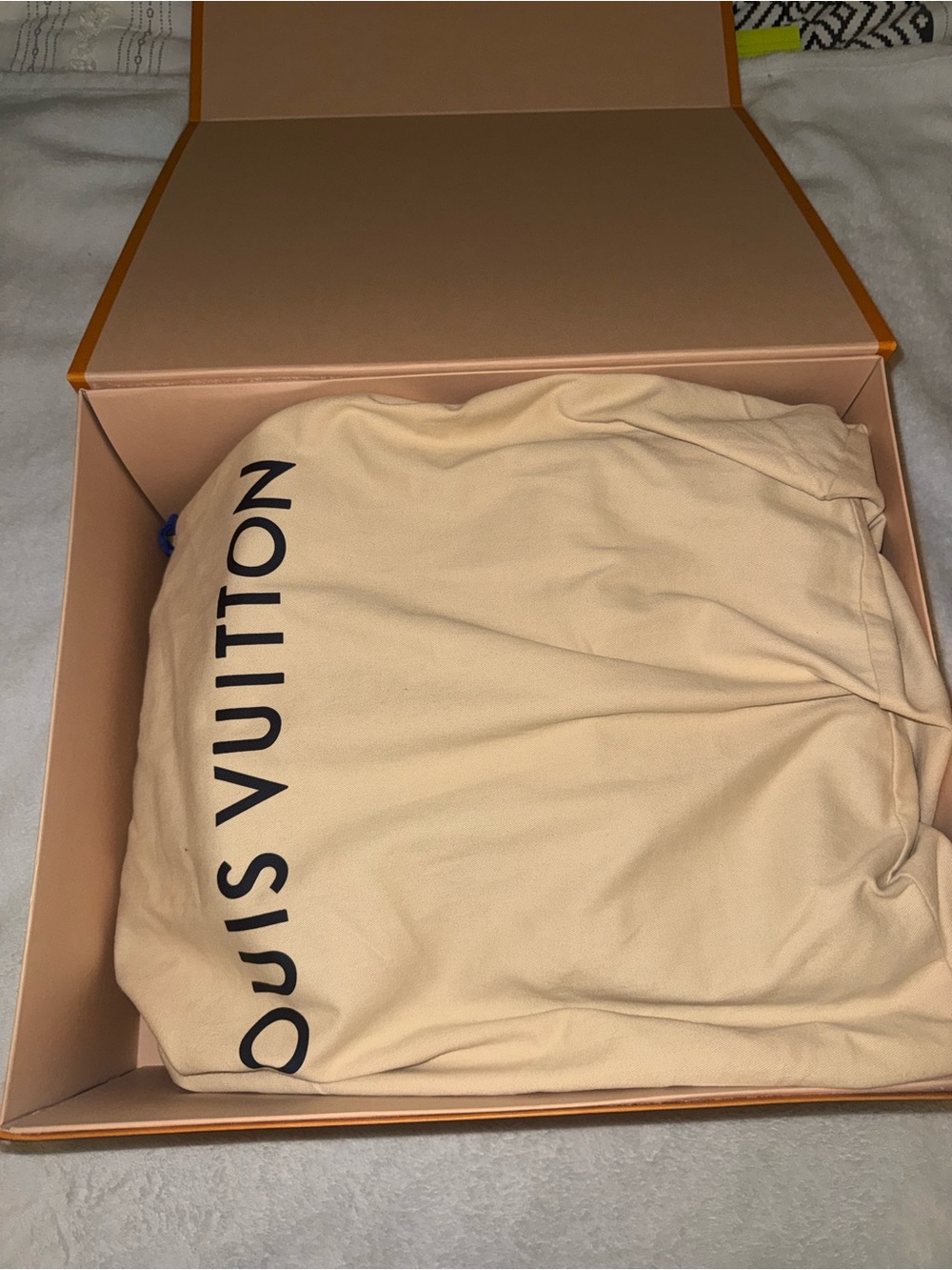 Louis Vuitton Black Textured Leather Interior Tag - Picture 2 of 16